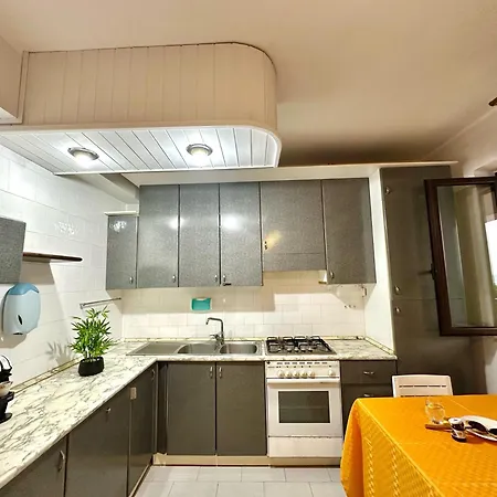 Apartment Dream On The *